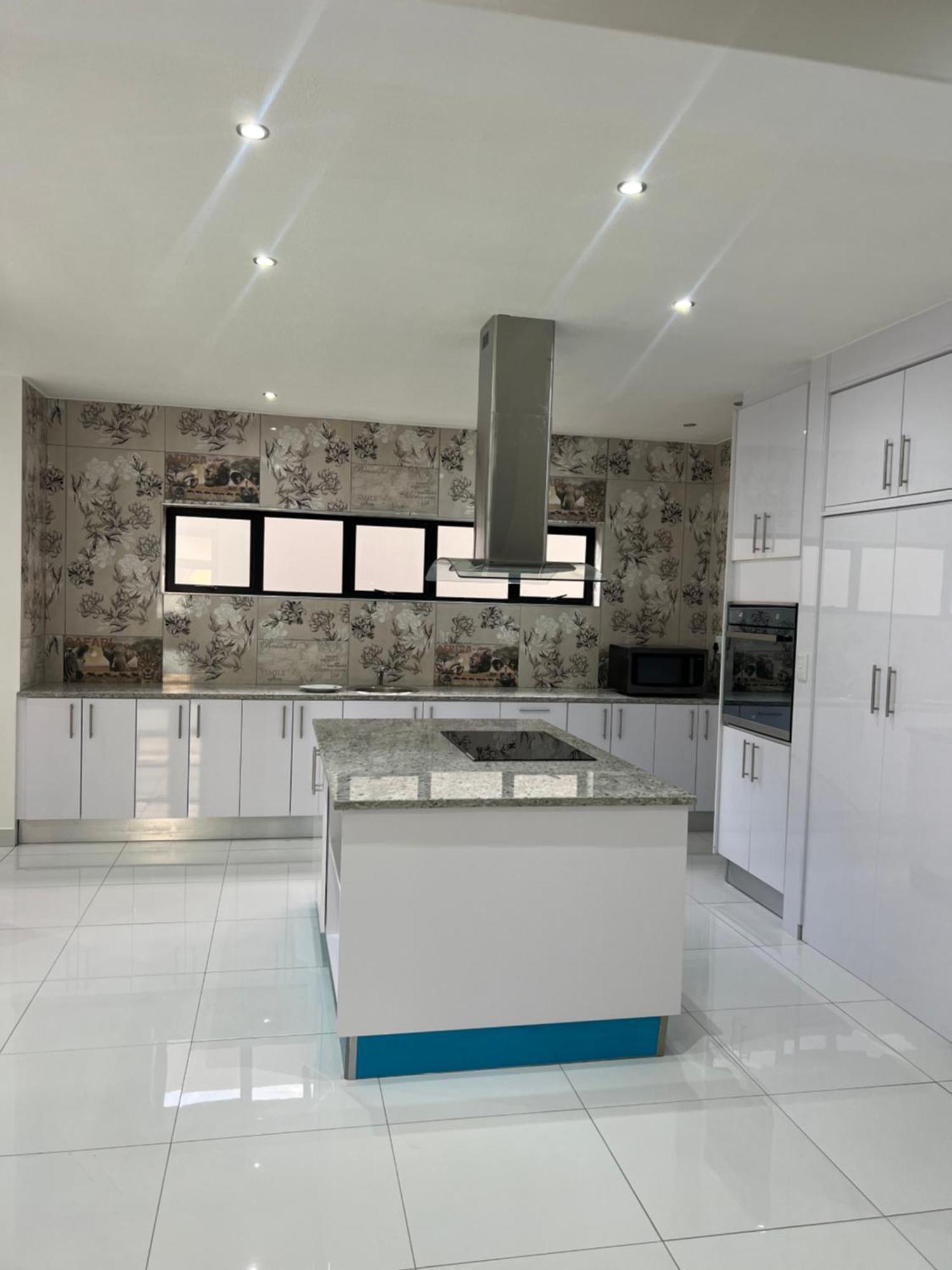 Elilo Bed And Breakfast Уолфиш Бей Екстериор снимка
